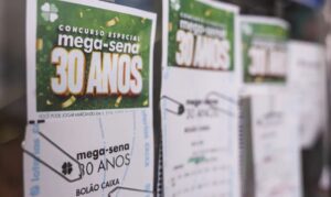 Mega 30 anos sorteia prêmio especial de R$ 320 milhões; assista aqui