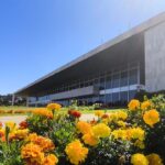 Nomeações e reajustes seguem suspensos até adequação fiscal das contas do DF