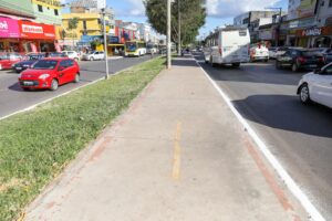 Obras na Avenida Paranoá melhoraram a vida de motoristas e pedestres