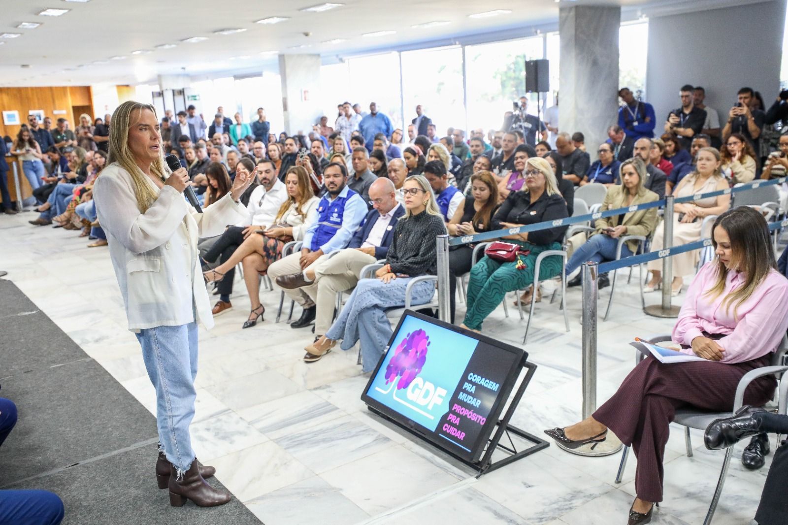 Plataforma agiliza retirada de medicamentos de alto custo no DF