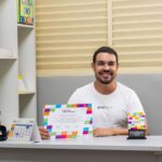 Psicólogo do DF recebe destaque nacional por projeto de acolhimento a estudantes LGBT