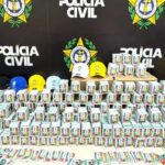 RJ: Polícia apreende mais de 200 mil figurinhas falsificadas da Copa
