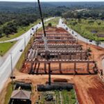 Viaduto de Planaltina tem 100 vigas longarinas instaladas