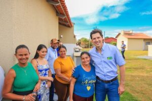 26 municípios goianos recebem moradias, obras e ações sociais em maio