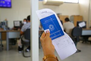 Agências do trabalhador oferecem mais de mil vagas nesta terça (30)