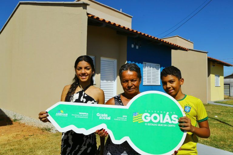 Casas a custo zero em Porangatu beneficiam 48 famílias