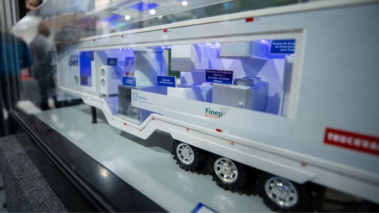Ciência nuclear brasileira combate poluição por microplásticos