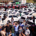 Entregues R$ 108 milhões em equipamentos e veículos para 156 municípios