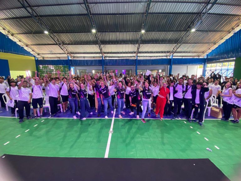 Escolas reforçam orientação para inscrições do Enem 2026