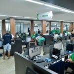 Jogo do Brasil altera expediente na segunda-feira