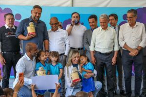 Mais de 30 parquinhos do Cruzeiro ganham brinquedos novos e áreas recuperadas