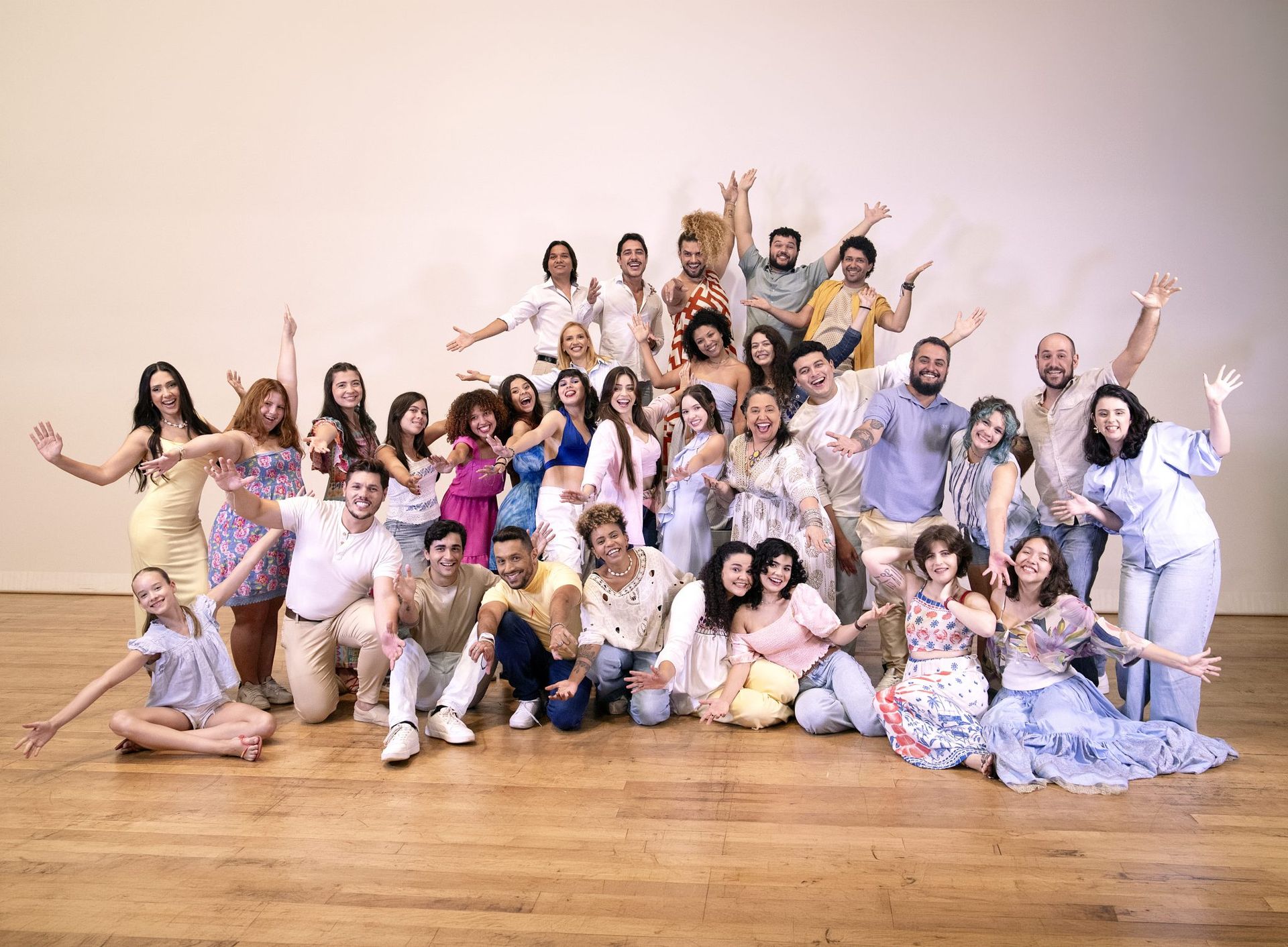 Mamma Mia em Goiânia abre temporada de musicais do Basileu França