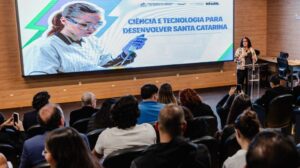 MCTI lança programa de Residência em TICs para formar quase seis mil profissionais em inteligência artificial