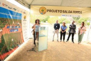 Ministra Luciana Santos lança iniciativa do MCTI e da Embrapa que levará tecnologia social a sete estados do Nordeste