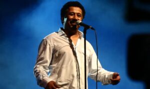 Programa Música do Mundo celebra carreira artística do argelino Khaled