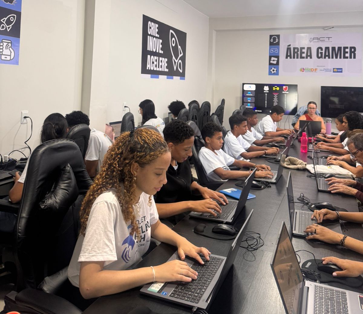Projeto Acelera Tech forma alunos em Santa Maria