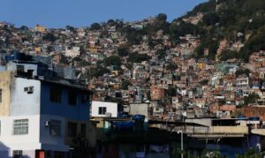Projeto de turismo em favelas do Rio prepara rota especial para a Copa