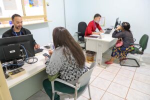 Redes de assistência social, educação e trabalho garantem ao DF o topo em ranking de desenvolvimento humano