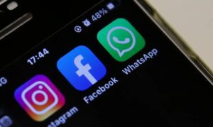 Reino Unido anuncia proibição do acesso de menores a redes sociais