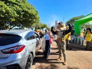 Blitz educativa em Brazlândia alerta para perigos de incêndios florestais