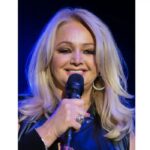 Cantora Bonnie Tyler morre aos 75 anos
