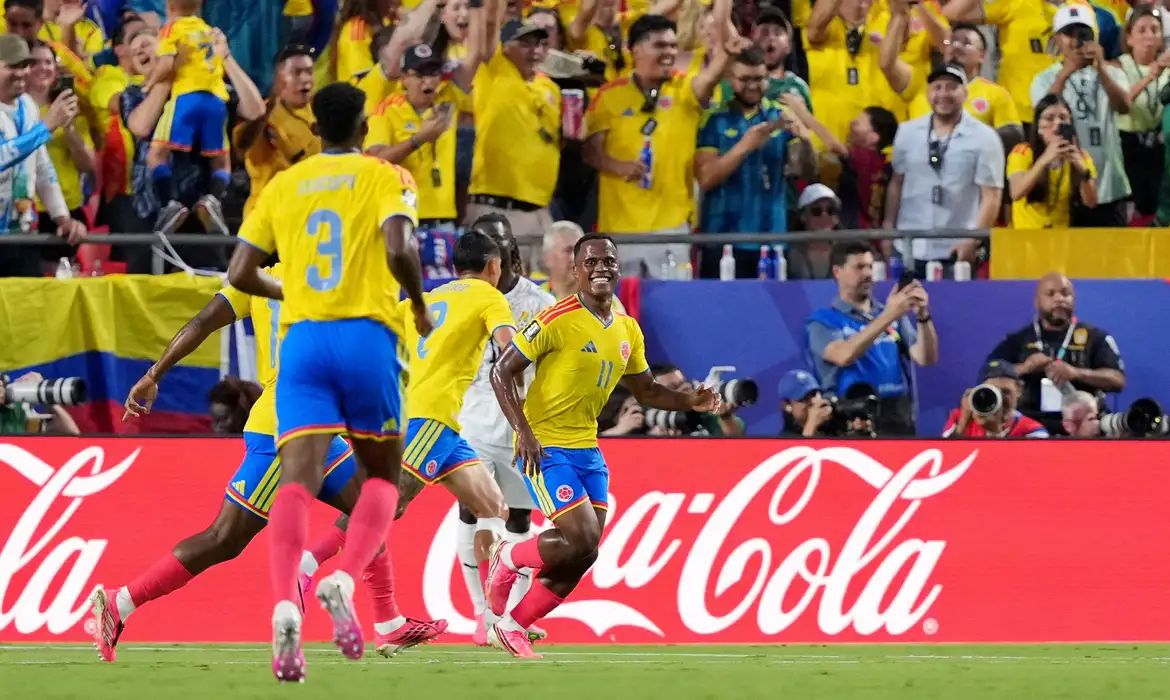 Colômbia vence Gana por 1 x 0 e enfrentará Suíça nas oitavas da Copa