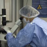 Como cientistas "curaram" pacientes infectados com HIV