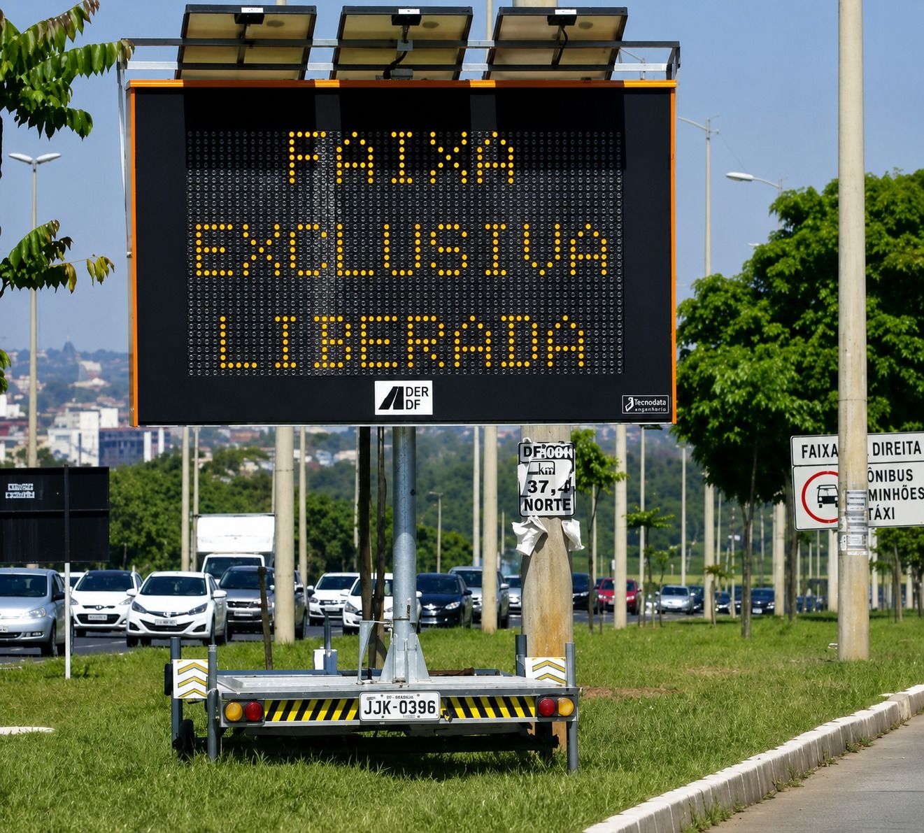 Faixa exclusiva da EPNB é liberada temporariamente para tráfego geral de veículos