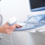 Processo seletivo para médico ultrassonografista com salário de R$ 18,1 mil abre inscrições