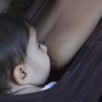 Amamentação reduz risco de doença cardíaca na mãe