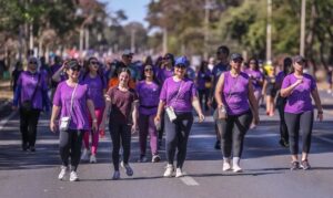 Caminhadas buscam conscientizar população sobre lipedema