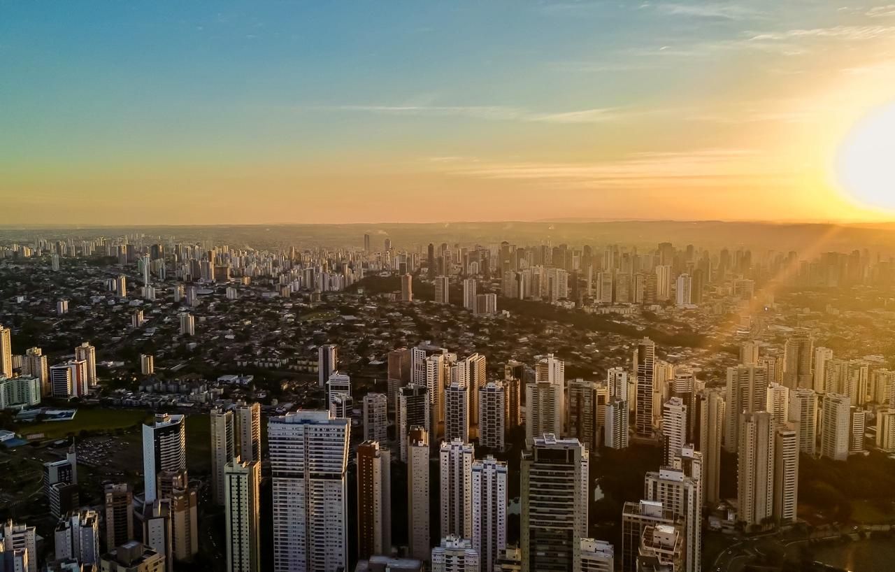 Goiânia é destaque em saúde, negócios e mobilidade digital, aponta ranking Veja Negócios