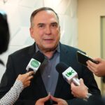 Mabel abre evento voltado à qualificação de profissionais para o cuidado integral da pessoa idosa