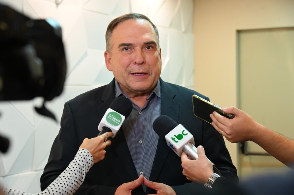 Mabel abre evento voltado à qualificação de profissionais para o cuidado integral da pessoa idosa