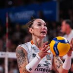 Nova regra da CBV afeta participação de Tifanny na Superliga de vôlei