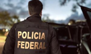 PF apreende 100 kg de droga que iriam para o Complexo do Alemão