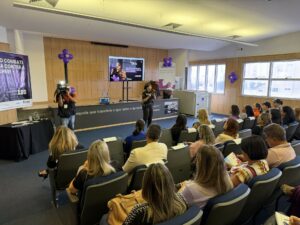 Prefeitura de Goiânia reúne mulheres durante ação do Agosto Lilás