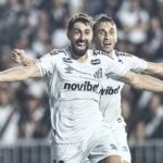 Santos desencanta no 2º tempo e atropela o Vasco pelo Brasileirão