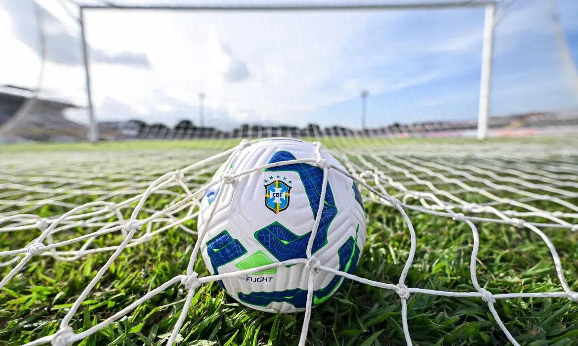 Visitantes abrem vantagem na briga por acesso ao Brasileirão Feminino
