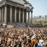 Lavagem de Madeleine exalta cultura afro-brasileira em Paris
