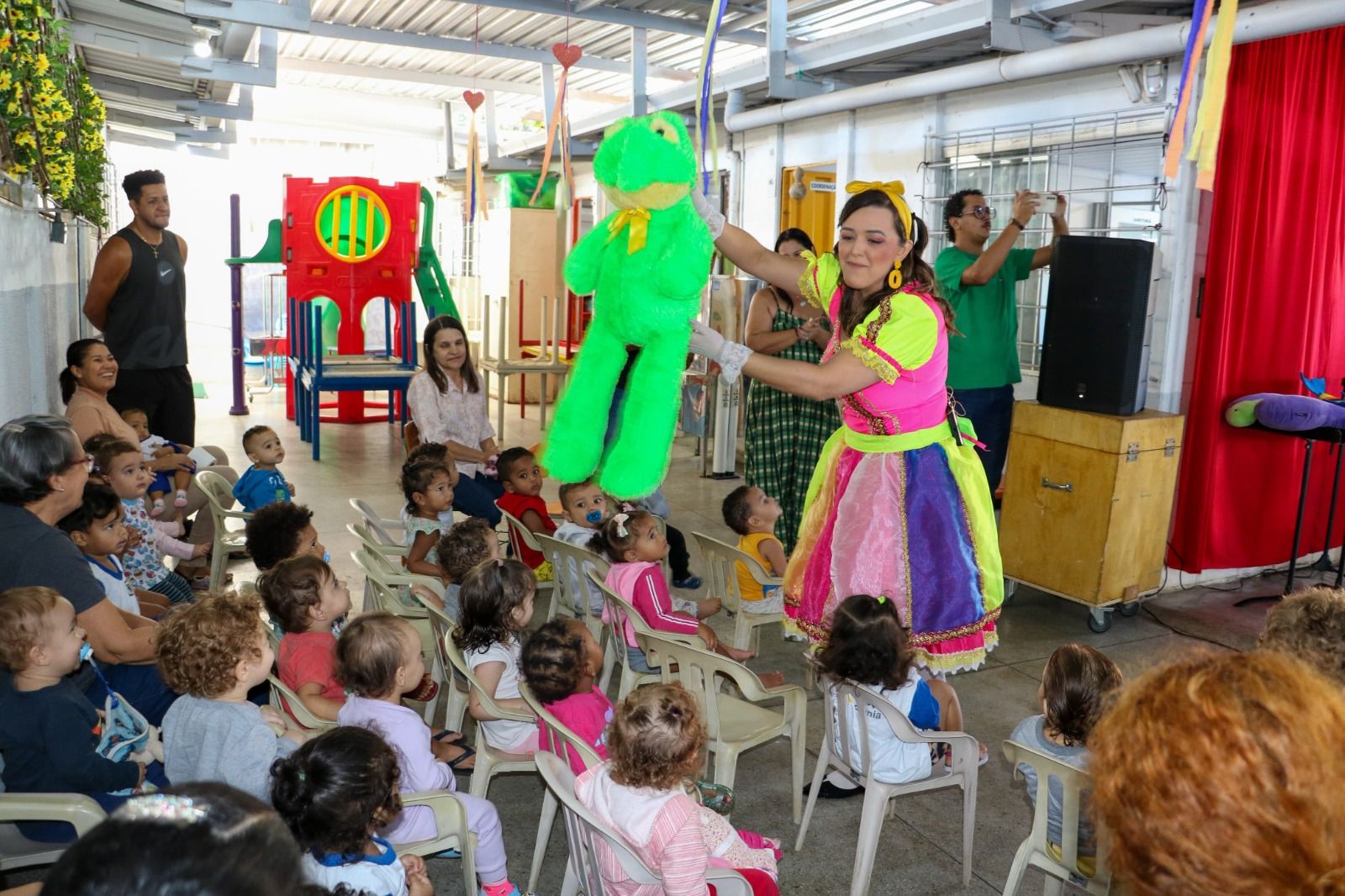 Orquestra Sinfônica de Goiânia leva música de concerto à Escola Municipal Jardim Atlântico
