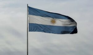 Pobreza na Argentina volta a subir e atinge 32,3% da população