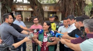 Prefeitura reforça medidas de segurança na Praça da Cirrose após queda de galho de grande porte da Gameleira