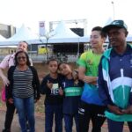 Público madruga para assistir ao desfile na Esplanada dos Ministérios