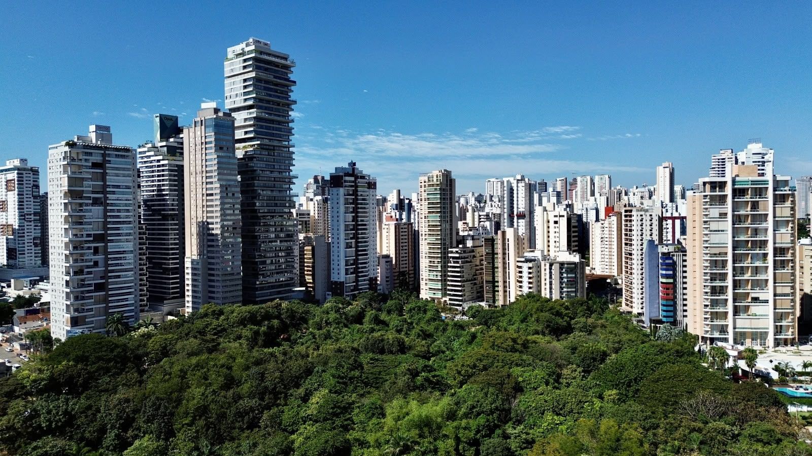 Goiânia registra 4ª menor taxa de desemprego e 6º maior rendimento entre capitais, aponta IBGE