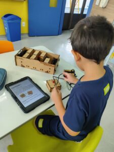 Startup do Distrito Federal transforma o ensino de robótica e leva inovação a mais de 30 mil estudantes